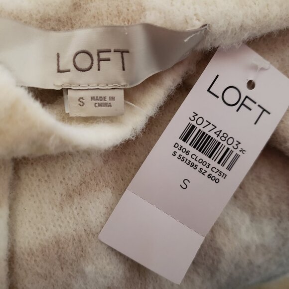 NEW Loft S Sweater Women's Cream Beige Animal Print V Neck Giraffe Slouchy - Picture 5 of 6